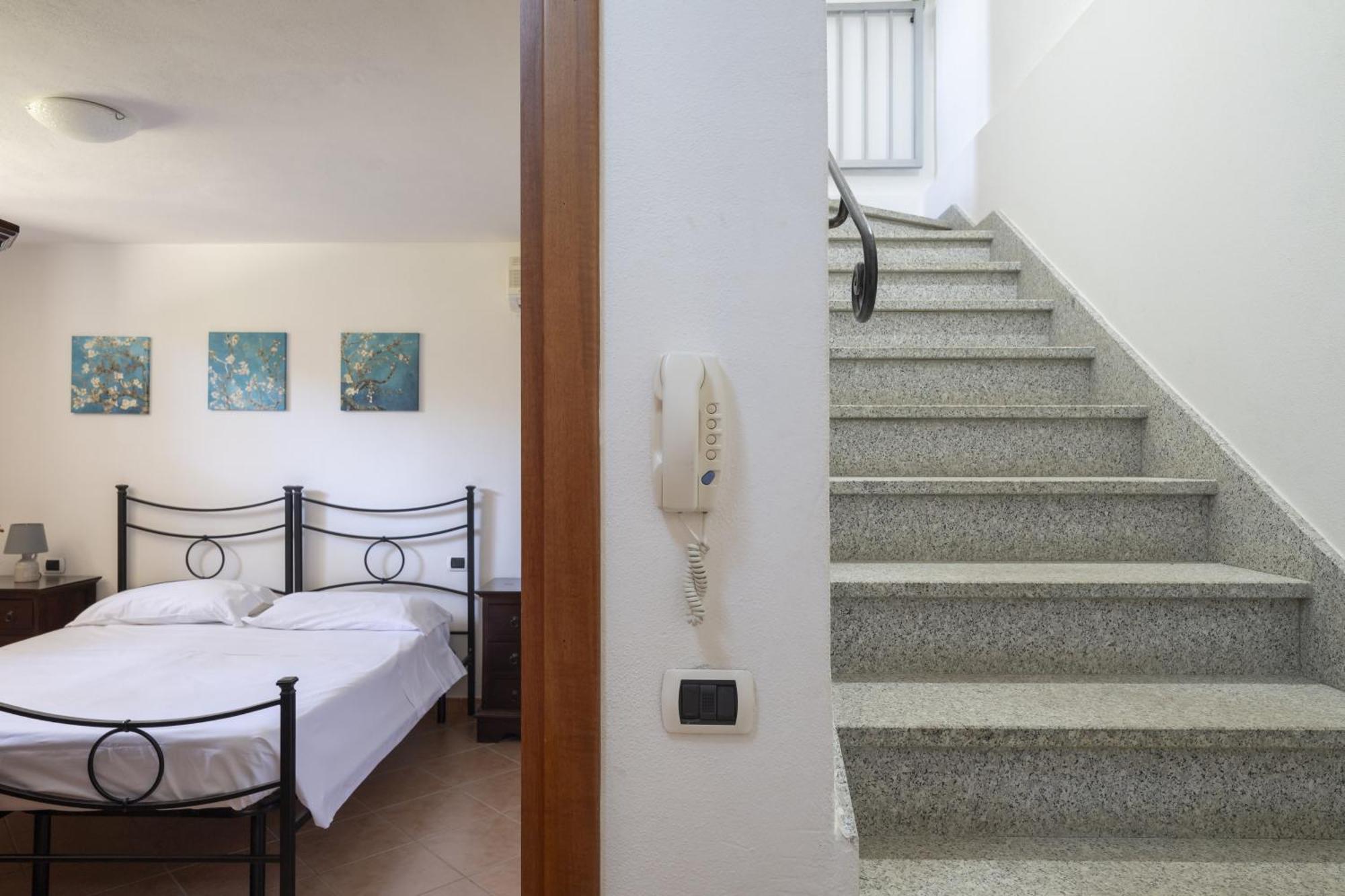 Casa Vacanze Lolivastro Àrbatax Екстериор снимка